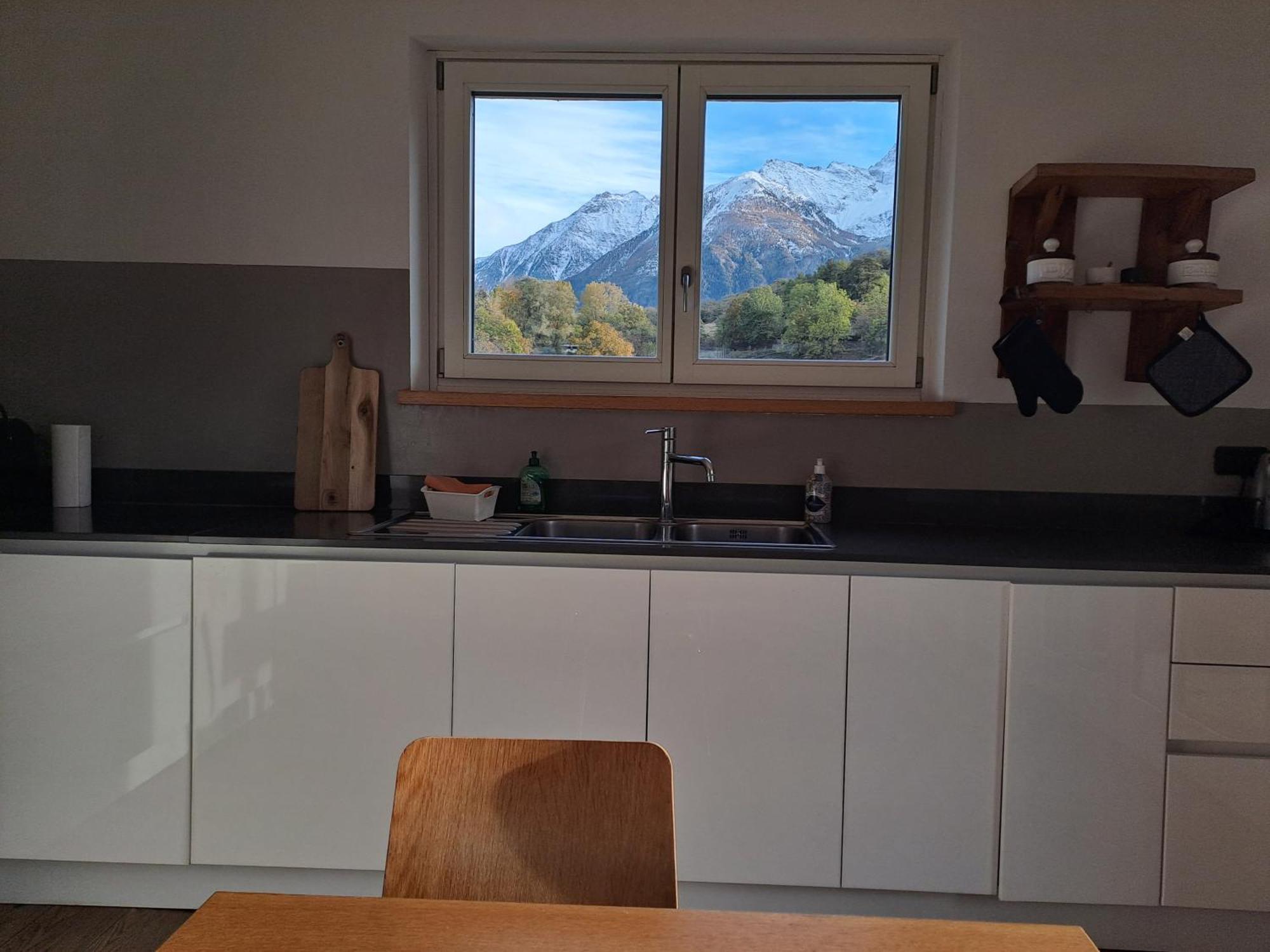 Aosta Stunning Panoramic Views From Modern Two Bedroom Apartment Ngoại thất bức ảnh